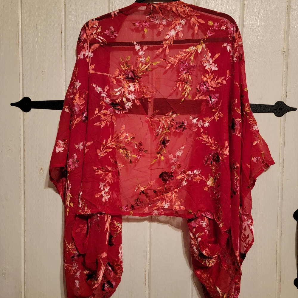 Vince Camuto Vibrant Red Floral Swim Coverup - Picture 4 of 4